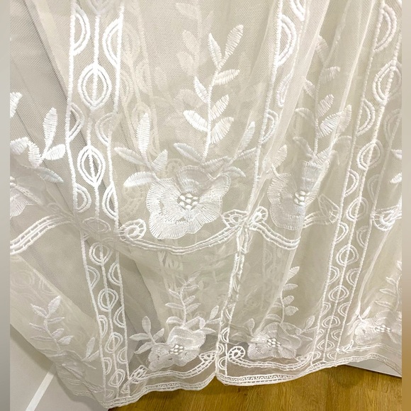 NWT The Aliyah Lace Maxi Romper |Size Small LAST ONE!! - Picture 9 of 11